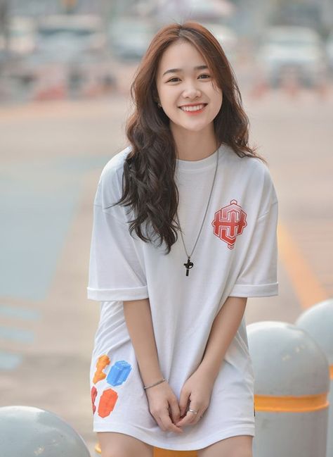 男生靠女生視頻
