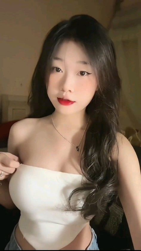 被征服的女明星1—40動漫