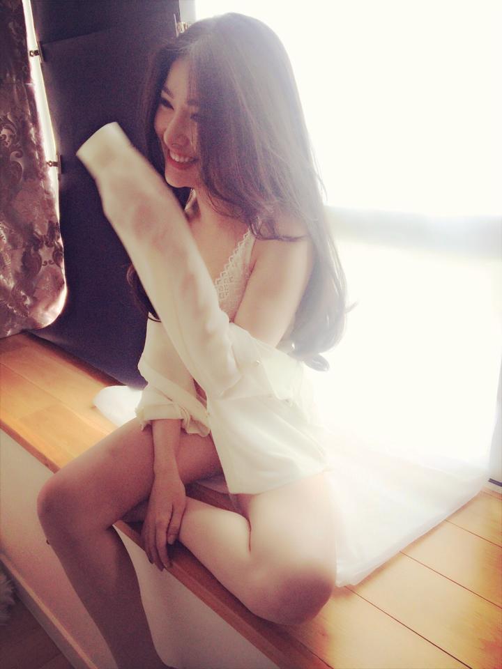 小婕子第一次太緊r電