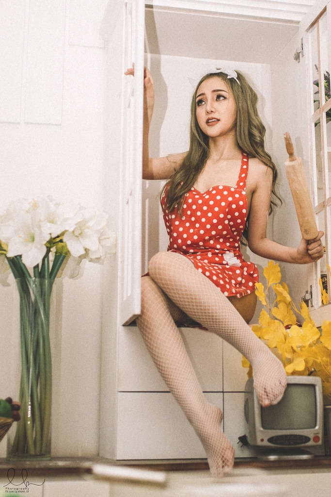 鄰居漂亮的妻子