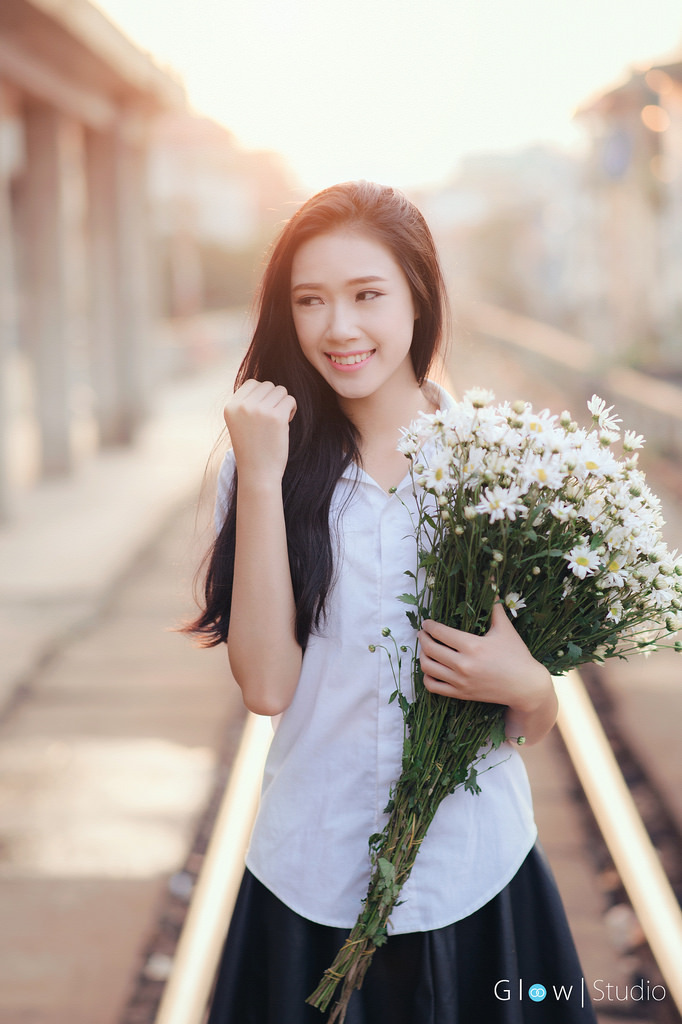 《年輕的女教師4》免費(fèi)觀看