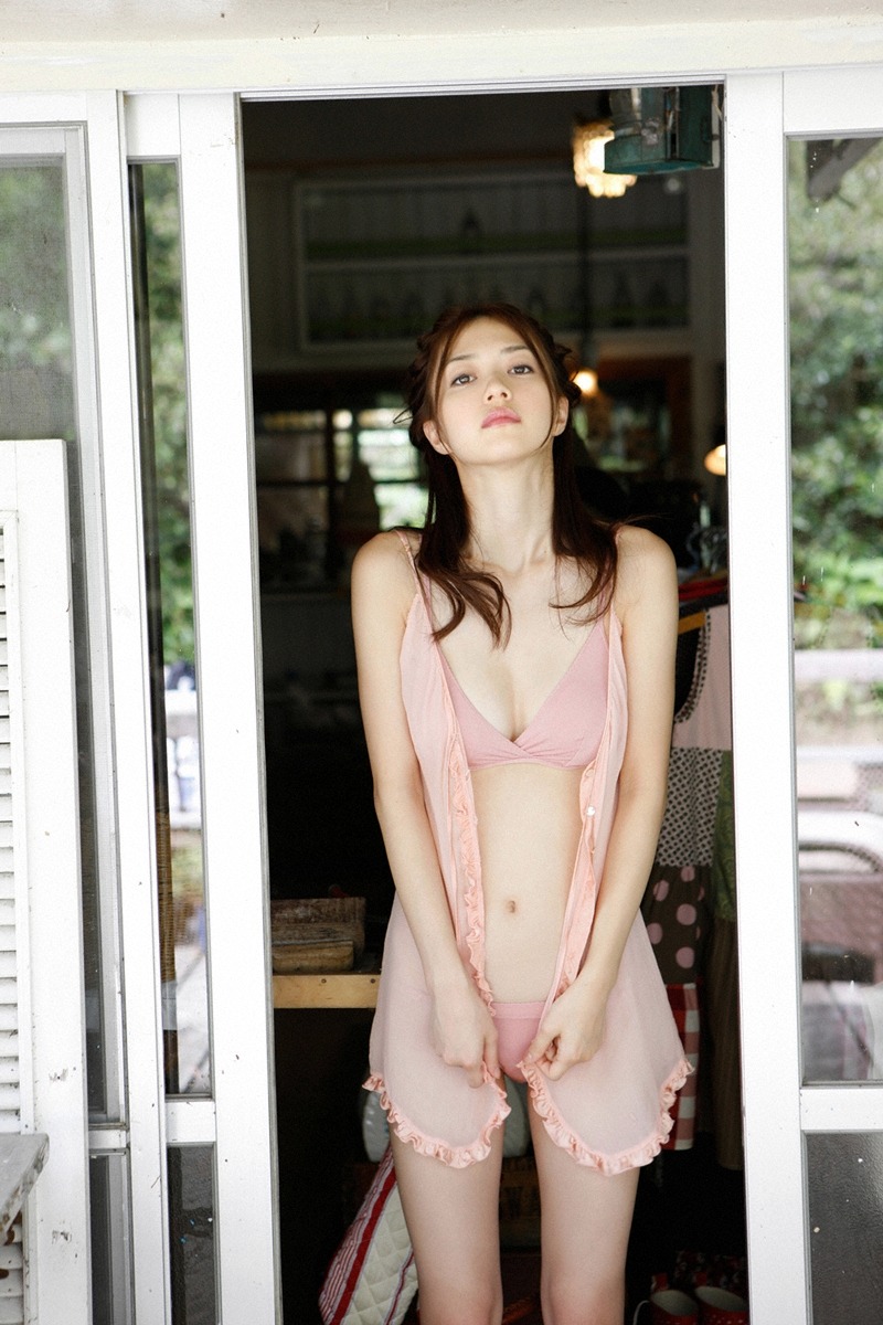 學(xué)生強(qiáng)倫女教師2在線觀看