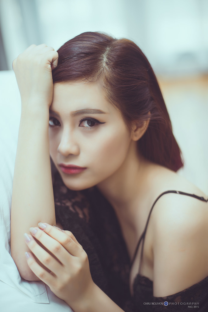 白絲美女被c視頻