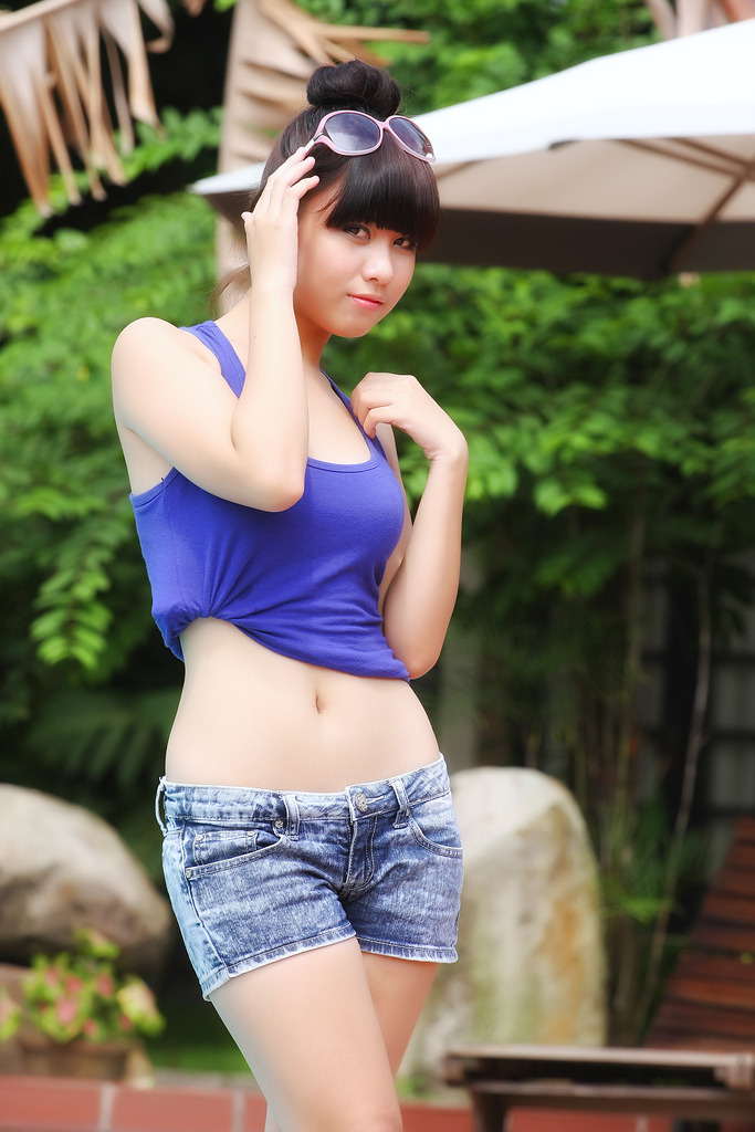 女人裸體性做爰叭叭