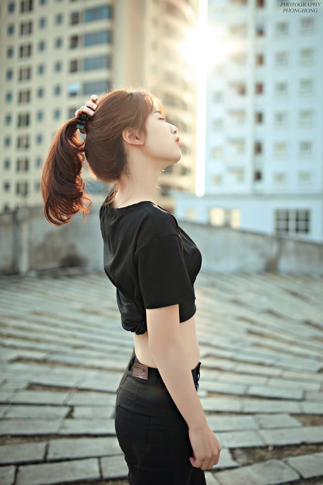 女刑警被兩個黑人挺進(jìn)在線觀看