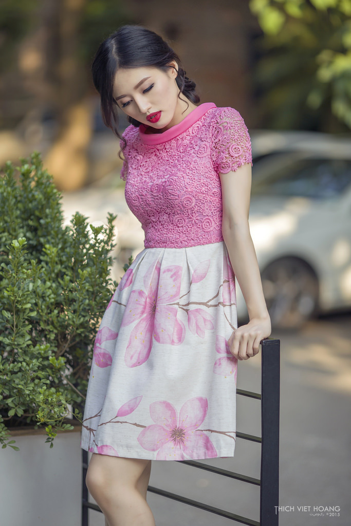 美國(guó)性xxx嬌小摘花hd
