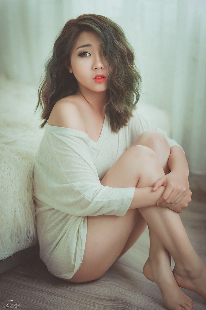 男人激烈吮乳吃奶動(dòng)態(tài)