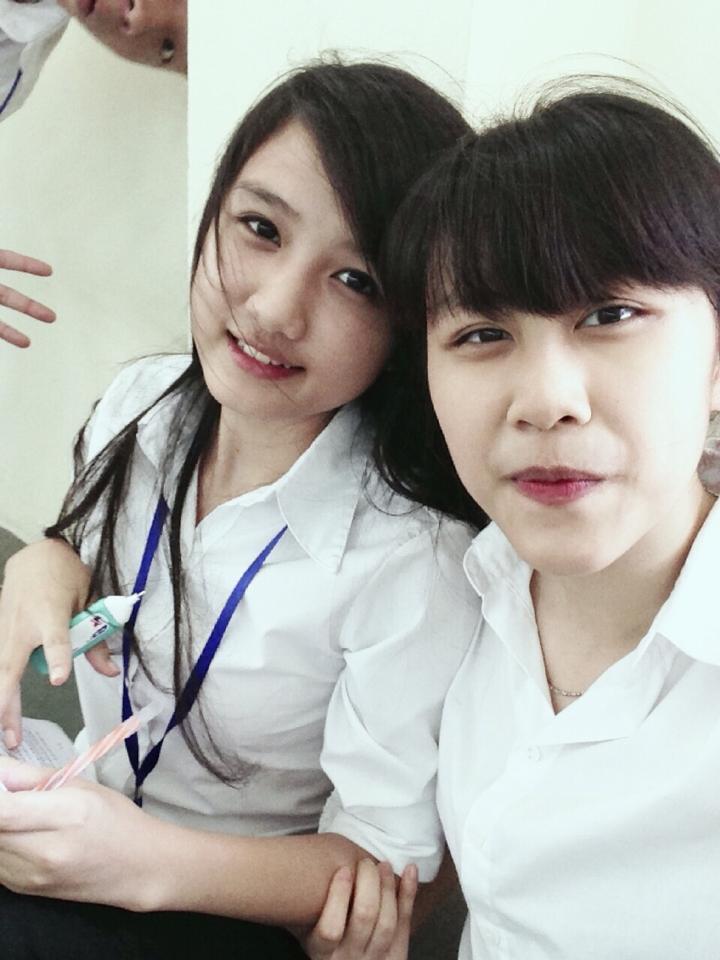 《成人學(xué)院》在線觀看